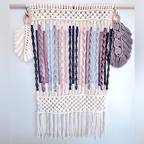 Soul Embellishment’s LG 3ft Handwoven Macramé Wall Piece Artwork BÖHÖ Home Decor - Picture 5 of 16